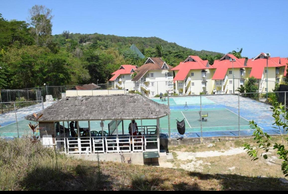 Lulu Bell Mystic Ridge @73 Apartment. Ocho Rios Exterior foto